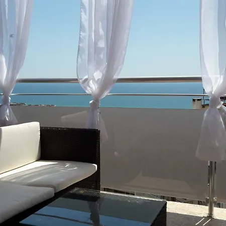 Sea View דירה *