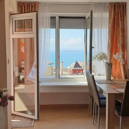Sea View سفيتي فلاس